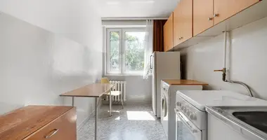 Mieszkanie 2 pokoi w Warszawa, Polska