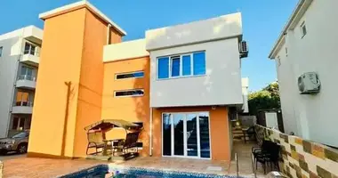 Dom 4 pokoi w Petrovac, Czarnogóra