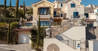 2 bedroom house in Radovici, Montenegro