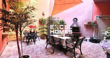 Casa 5 habitaciones en Birkirkara, Malta