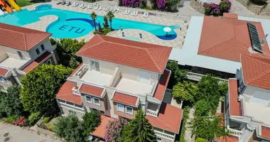 Квартира 4 комнаты в Incekum, Турция