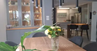 Коттедж 7 комнат в Раанана, Израиль