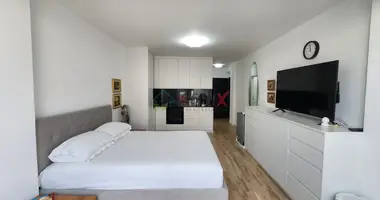 1 bedroom apartment in Golem, Albania