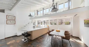 Apartamento 6 habitaciones en Salo, Italia