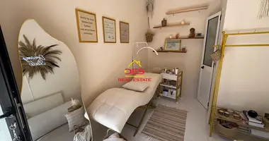 🆕💅🏻 BEAUTY CENTER BUSINESS FOR SALE NEAR CONAD SUPERMARKET, VLORA en Bashkia Vlore, Albania