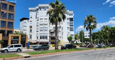 Geschäft 20 m² in Muratpasa, Türkei