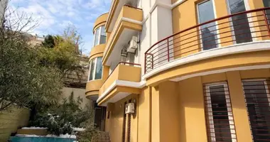 Casa 8 habitaciones en Tiflis, Georgia