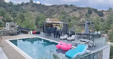 5 bedroom apartment in Nicosia, Cyprus