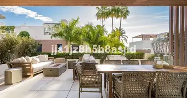 4 bedroom house in Marbella, Spain