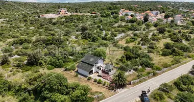 Casa 4 habitaciones en Opcina Rogoznica, Croacia