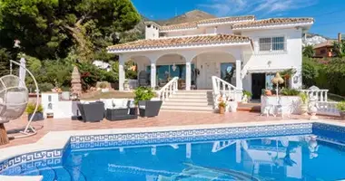 Dom 4 pokoi w Benalmadena, Hiszpania