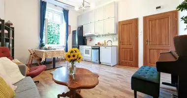 Mieszkanie 3 pokoi w Kraków, Polska