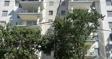 5 room apartment in Raanana, Israel