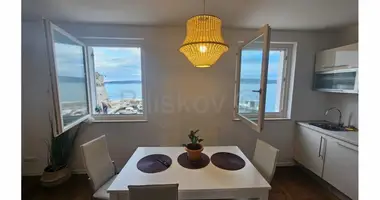 3 room apartment in Kastel Stafilic, Croatia