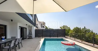 Дом 4 спальни в Kostrena, Хорватия