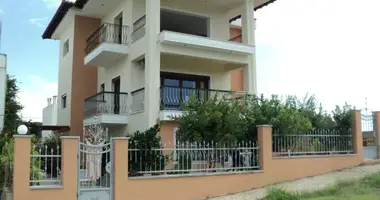 6 bedroom house in Polygyros Municipality, Greece