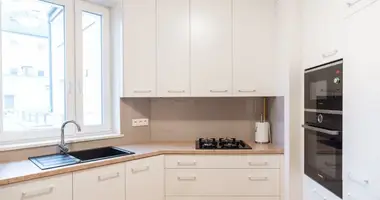 Appartement 3 chambres dans Varsovie, Pologne