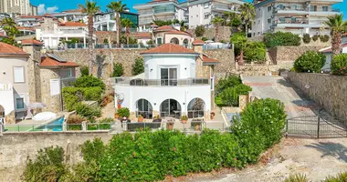 Villa 3 bedrooms in Alanya, Turkey
