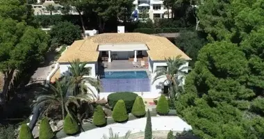 Villa 4 bedrooms in Silla, Spain