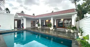 Villa 4 habitaciones en Beraban, Indonesia