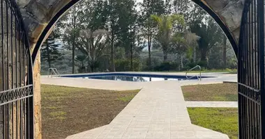 Apartamento 5 habitaciones en Paramytha, Chipre