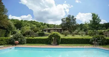 Villa en Campagnano di Roma, Italia