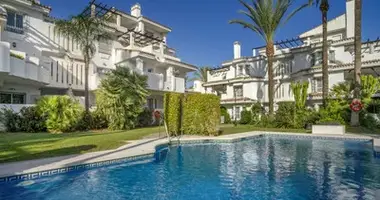 3 bedroom apartment in San Pedro Alcantara, Spain