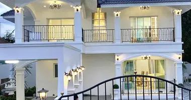 5 bedroom house in Pattaya City, Thailand