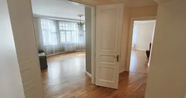 Квартира 3 комнаты в Рига, Латвия