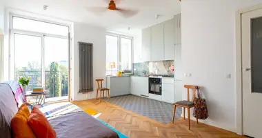 Mieszkanie 2 pokoi w Warszawa, Polska