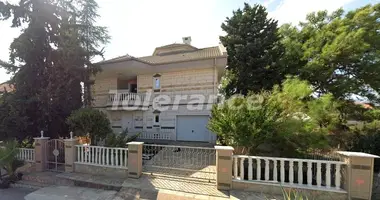 Villa 5 habitaciones en Dosemealti, Turquía