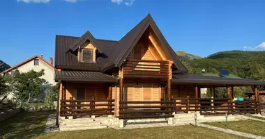 Haus 4 Schlafzimmer in Kolasin, Montenegro