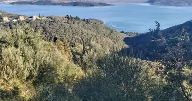 Участок земли в Агницини, Греция