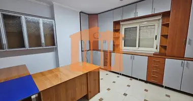 Commercial property 45 m² in Bashkia Durres, Albania