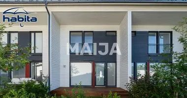 Adosado Adosado en Jarvenpaa, Finlandia