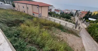 Участок земли в Кунье, Черногория