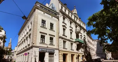 Дом 30 комнат в Рига, Латвия