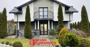 Dom w Putryskauski sielski Saviet, Białoruś