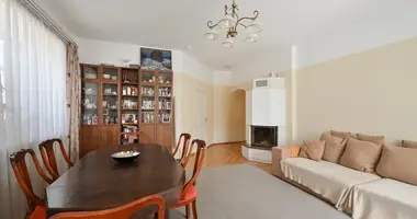 Mieszkanie 6 pokojów w Ryga, Łotwa