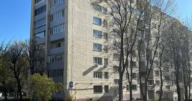 Apartamento 3 habitaciones en Minsk, Belarús