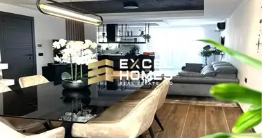 Apartamento 3 habitaciones en Attard, Malta