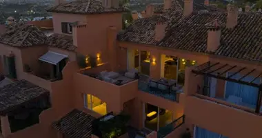 4 bedroom apartment in San Pedro Alcantara, Spain