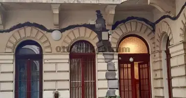 4 room apartment in Budapest, Hungary