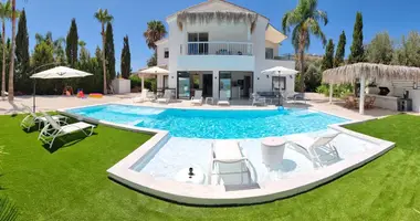 Willa 4 pokoi w Peyia, Cypr