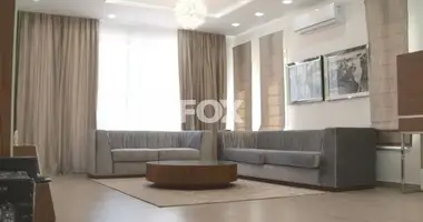 Mieszkanie 5 pokojów w Mouttagiaka, Cypr