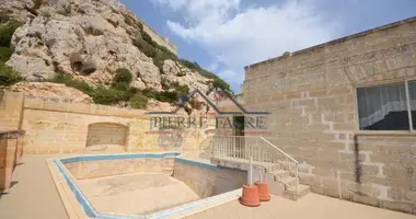 Villa 5 bedrooms in Mellieħa, Malta