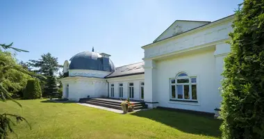 7 room house in Konstancin Jeziorna, Poland