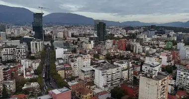 Квартира 3 комнаты в Тирана, Албания