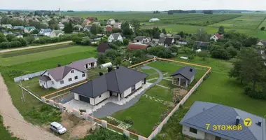 Maison dans Fanipalski sielski Saviet, Bélarus
