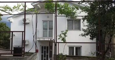 Haus 5 Schlafzimmer in Tivat, Montenegro